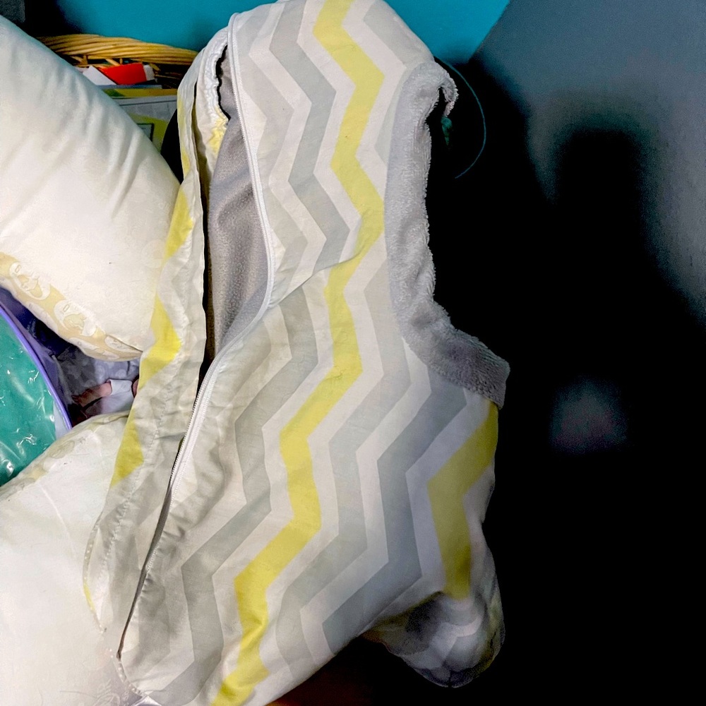 Boppy pillow